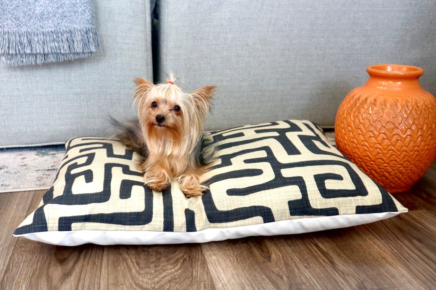 THE MARIMBA DOG BED